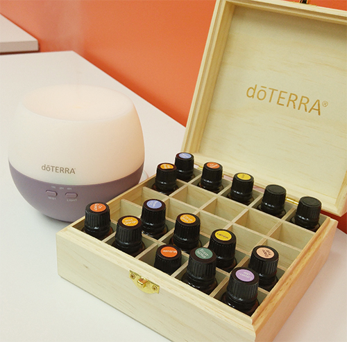 Entripy uses essential oils to help reduce anxiety and stress in work environments.